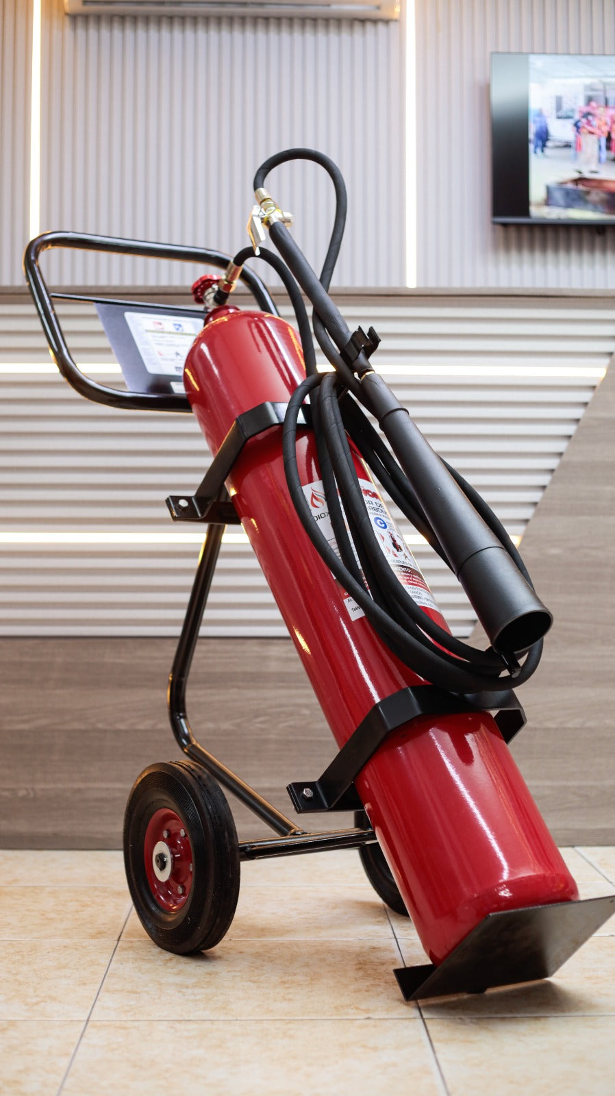 EXTINTOR 75LBS TIPO CO2