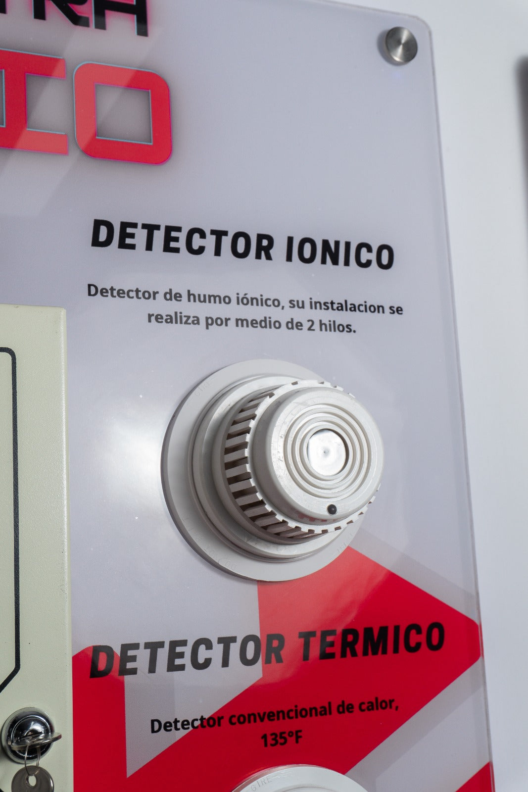 DETECTOR DE HUMO IONICO